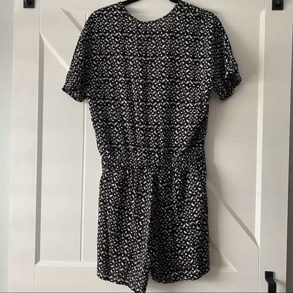 ORB LIFE | Romper - Picture 3 of 7